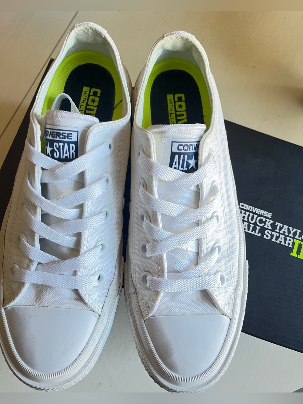 Chuck Taylor II Converse White Low-Top made w Nike Lunarlon Insoles Limited Edit